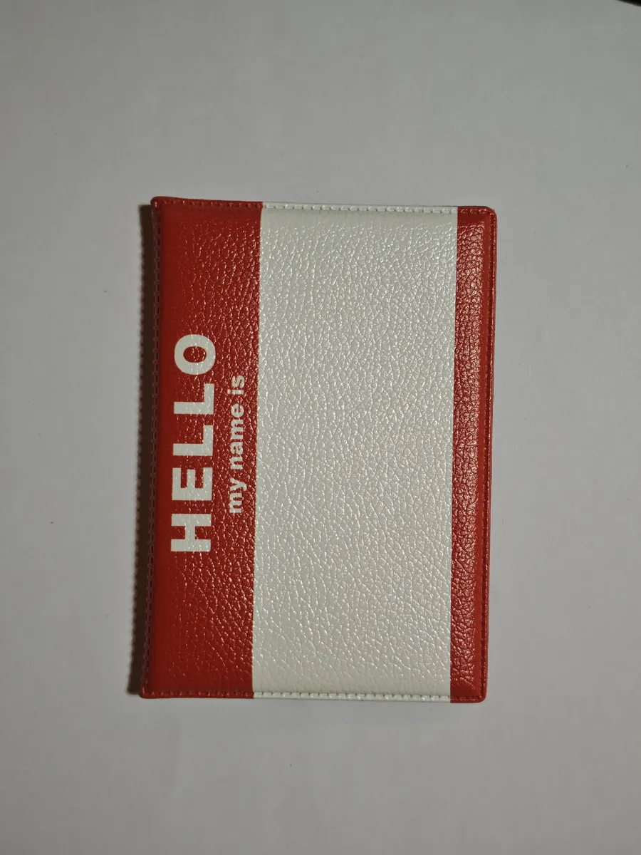 Обложка на паспорт HELLO